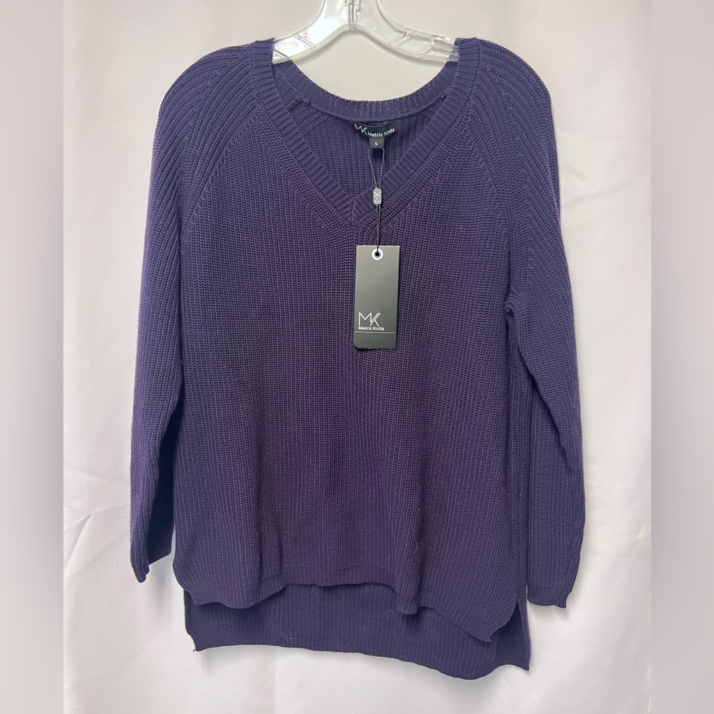 Metric Knits Women's V-Neck Sweater In Rich Purple